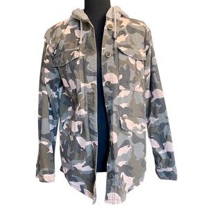 H&M CAMO JACKET HOODIE